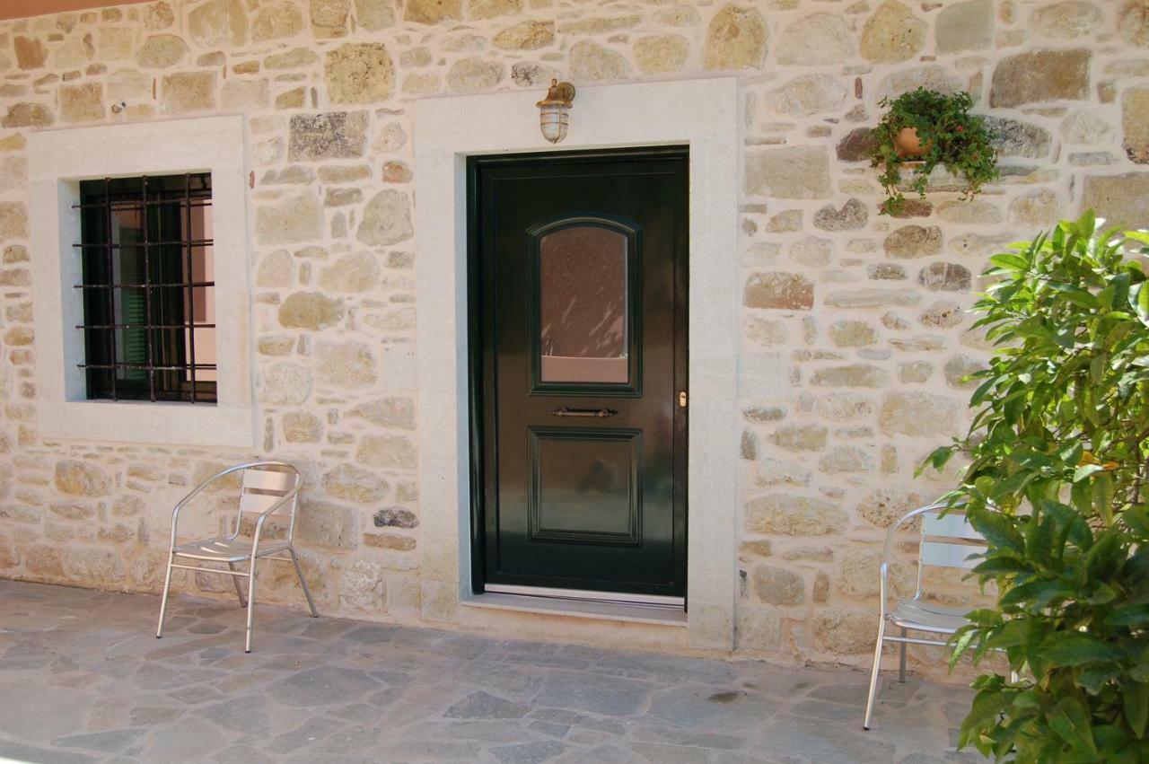 Vrondos Apartments Faneromeni  Exterior photo